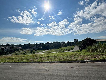 TERRENO RESIDENCIAL � VENDA EM VINHEDO/SP