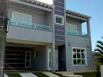 Casa com 3 sui�tes a venda