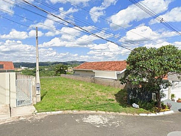 Terreno a venda no bairro Pinheirinho em Vinhedo/SP